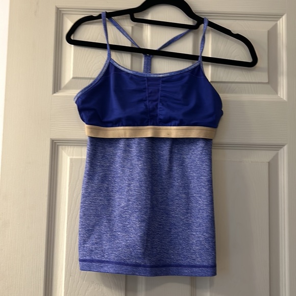 Lululemon workout tank top. - Picture 4 of 5